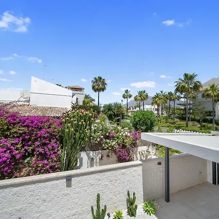 Villa Rio Beachfront *