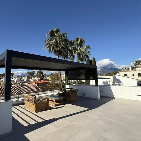 Rio Beachfront Μαρμπέλλα