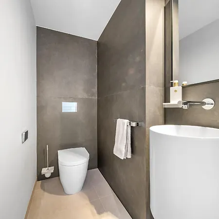 Rio Beachfront Villa Marbella