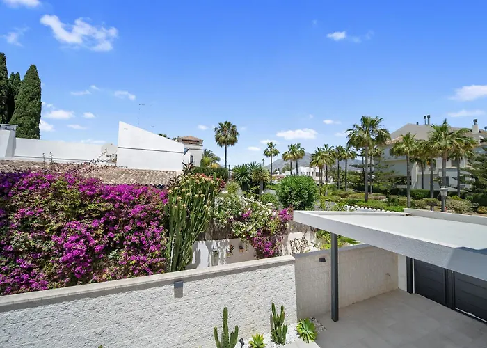 Villa Rio Beachfront *